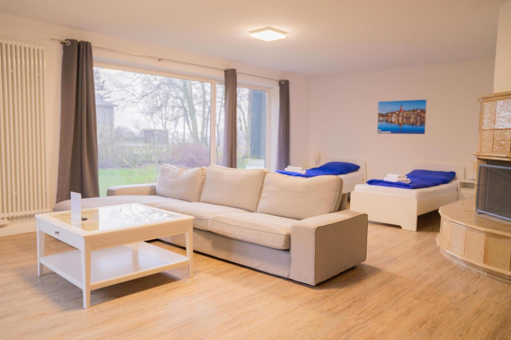 Appartementhaus Brunsholm Esgrus Ngoại thất bức ảnh