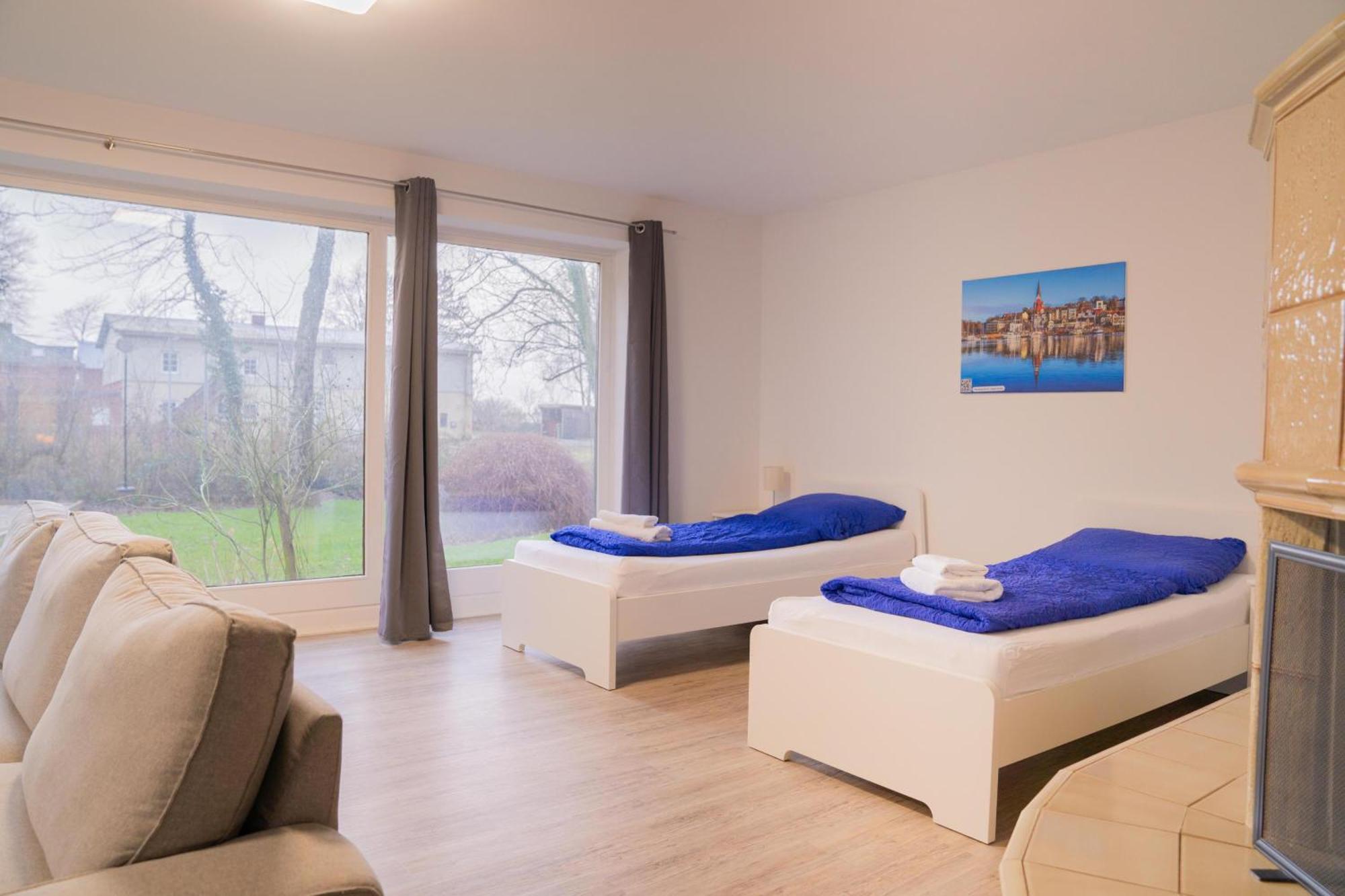 Appartementhaus Brunsholm Esgrus Ngoại thất bức ảnh
